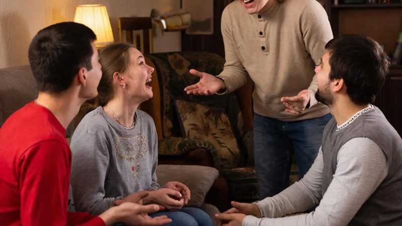 Алхимия Смеха: Почему Анекдот — Это Последний Оплот Искренности в Цифровом Мире